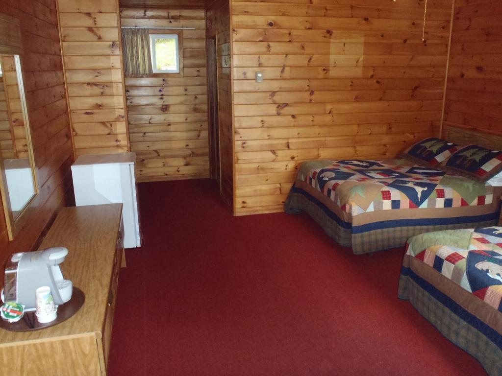 Red Lodge Resort Little Current Oda fotoğraf