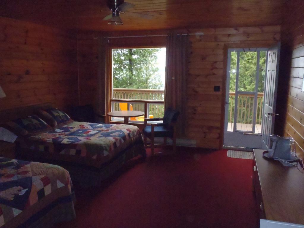 Red Lodge Resort Little Current Oda fotoğraf